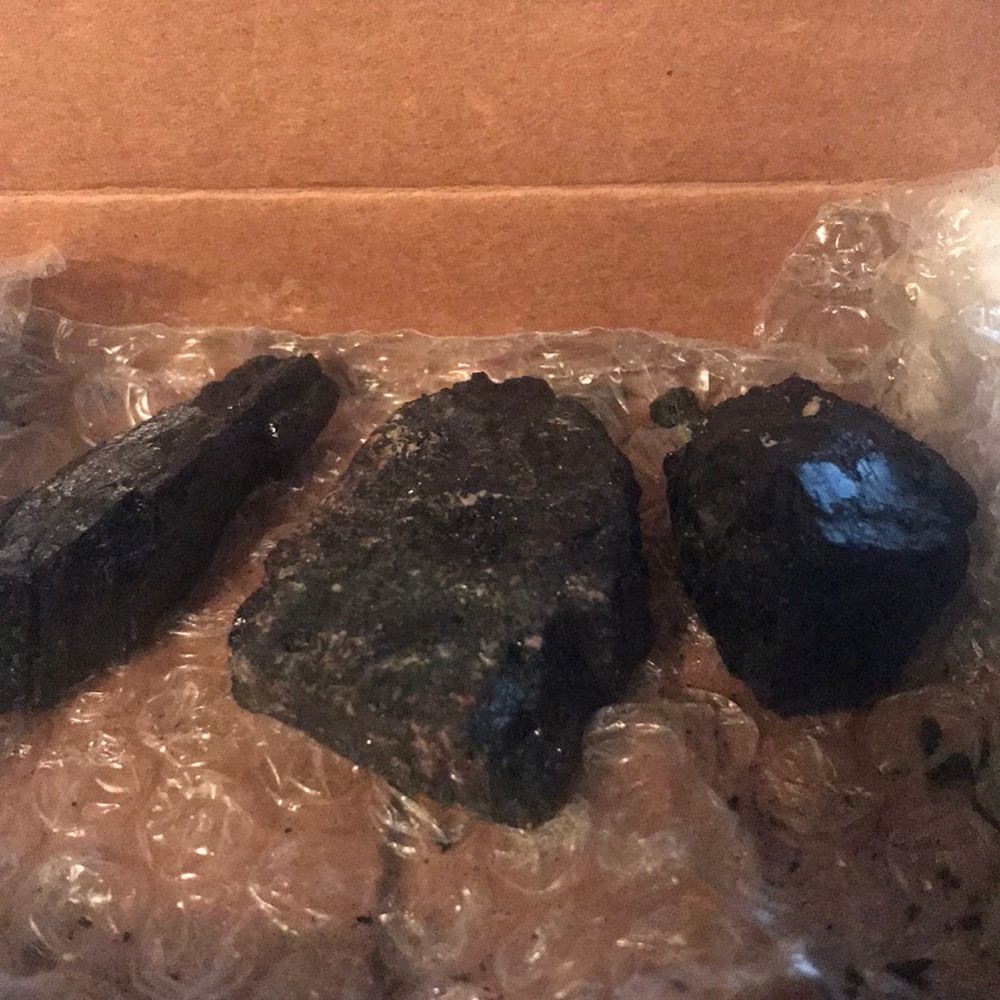 Tourmaline - Picture 4 of 4